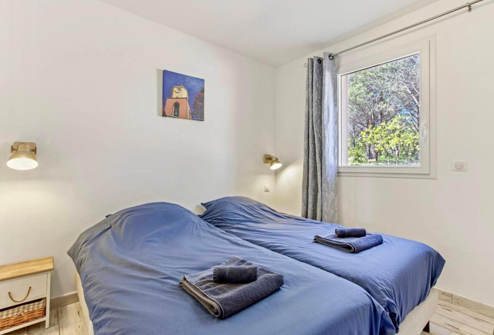 La Bastide Du Soleil Apartment Sainte-Maxime Room photo