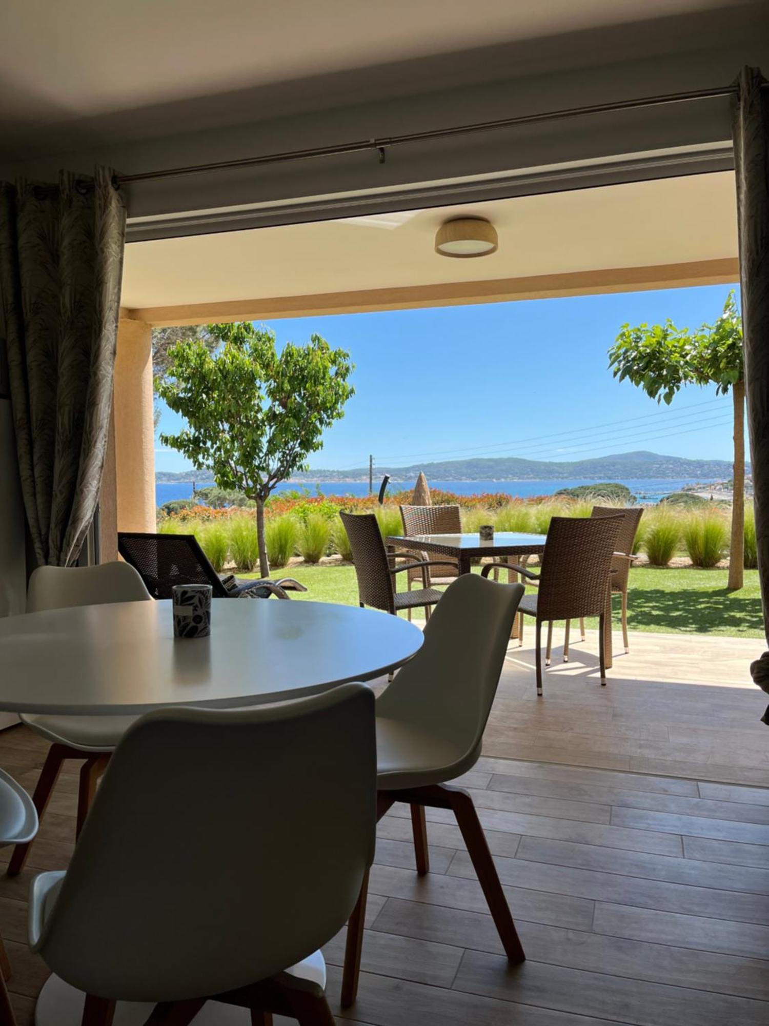 La Bastide Du Soleil Apartment Sainte-Maxime Room photo