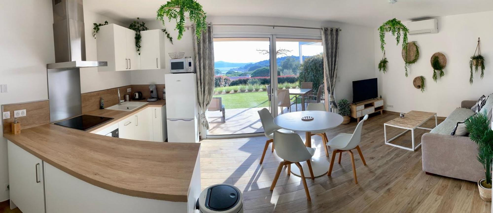 La Bastide Du Soleil Apartment Sainte-Maxime Room photo
